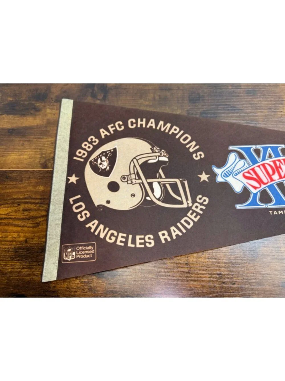 1984 Los Angeles Raiders Super Bowl XVIII Champions Pennant Vintage NFL 30 inche